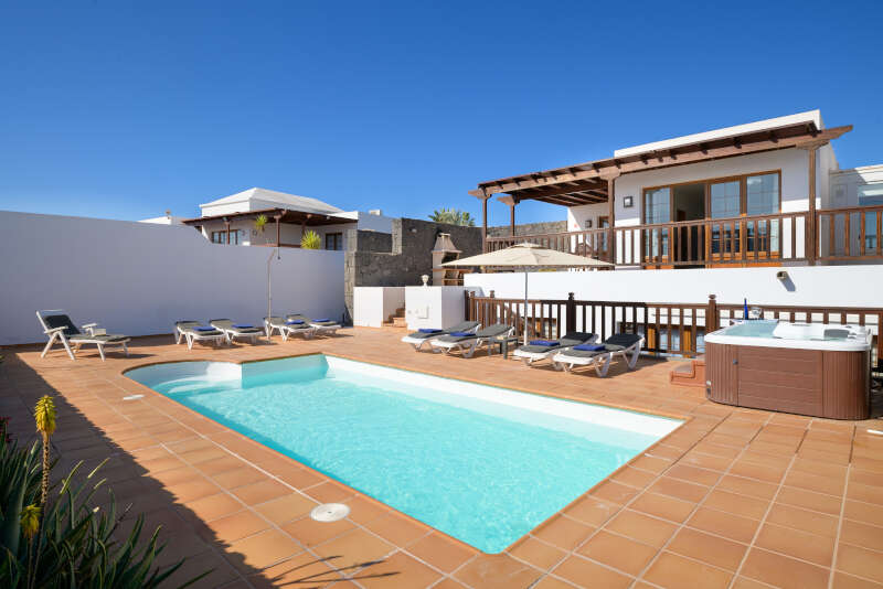Villa Jeamir 1 - lanzarote villas for rent