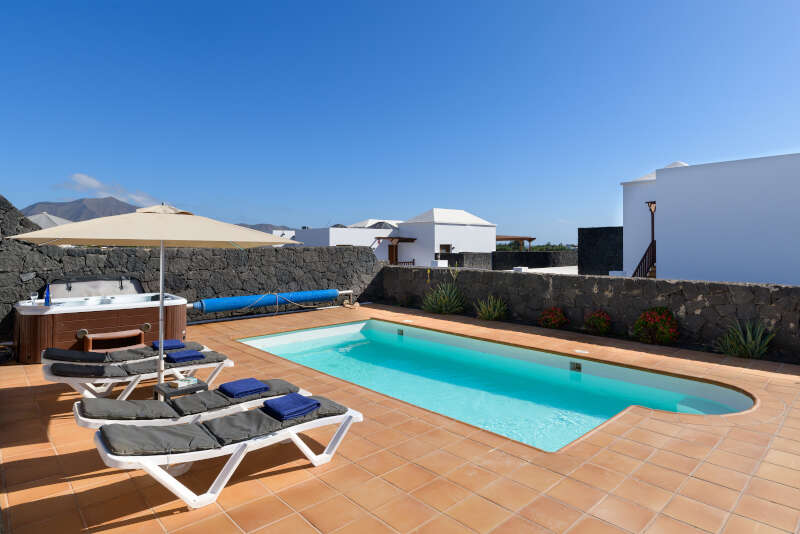 Villa Jeamir 1 - holiday villas in lanzarote