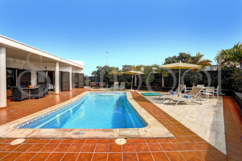 Villa Alexis - private villas lanzarote