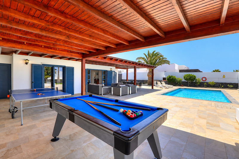 Villa Rubicon - lanzarote villa holidays