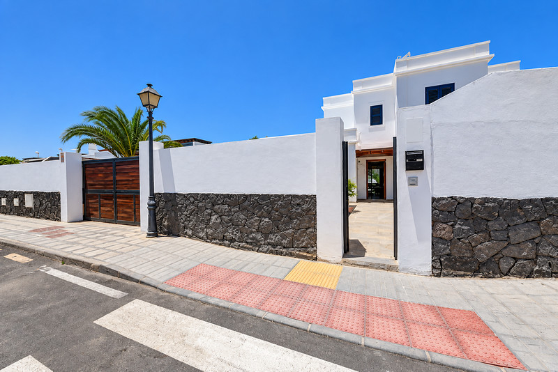 Villa Rubicon - villas in lanzarote to rent