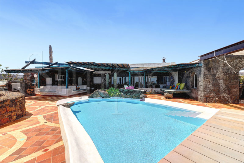 Villa Dafmir - villa to rent in lanzarote