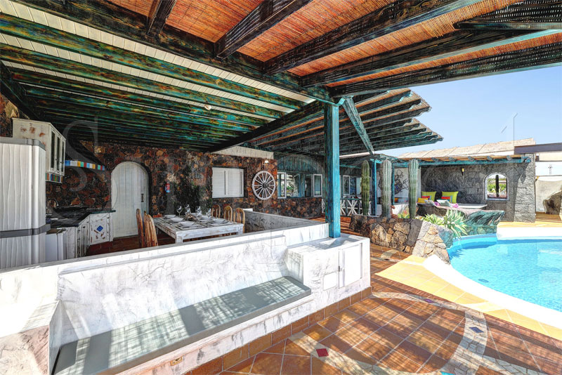 Villa Dafmir - holiday villas lanzarote