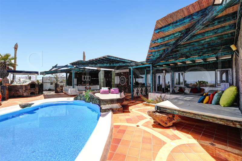 Villa Dafmir - villa rental lanzarote