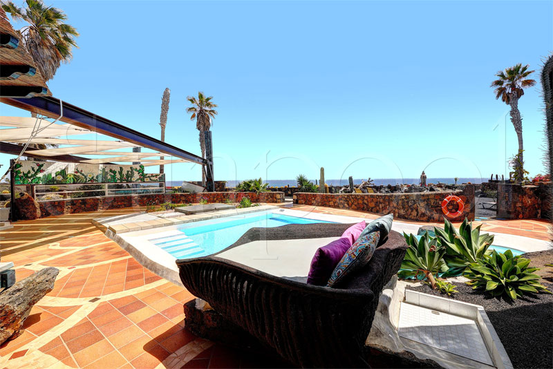 Villa Dafmir - villa holidays lanzarote
