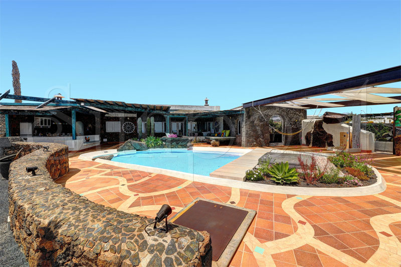 Villa Dafmir - villas for rent lanzarote