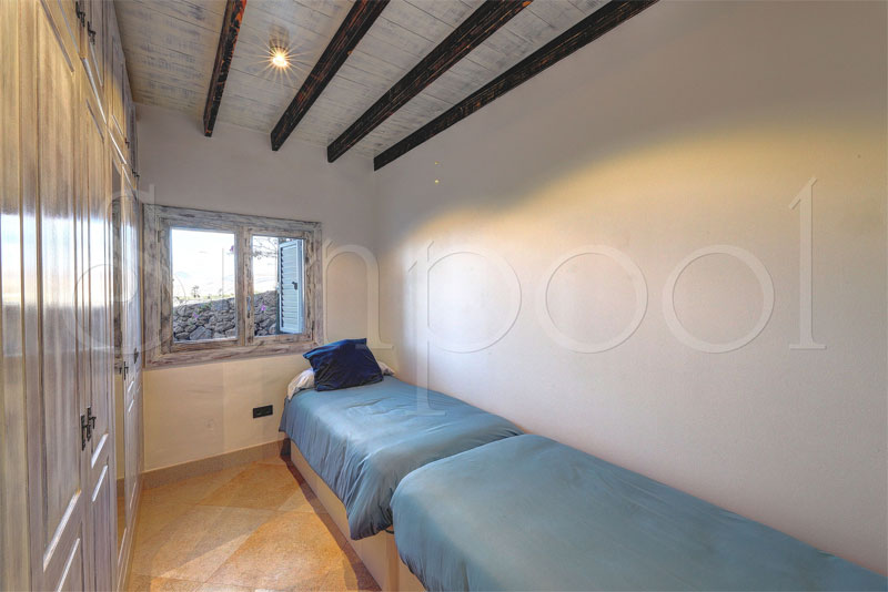 Villa Dafmir - villas to rent in lanzarote