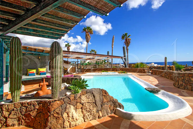 Villa Dafmir - private rentals in lanzarote