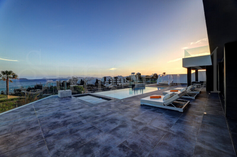 Villa Infinity - villas to rent in lanzarote