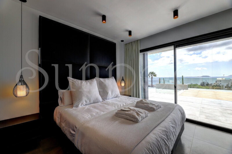 Villa Infinity - villas to rent lanzarote