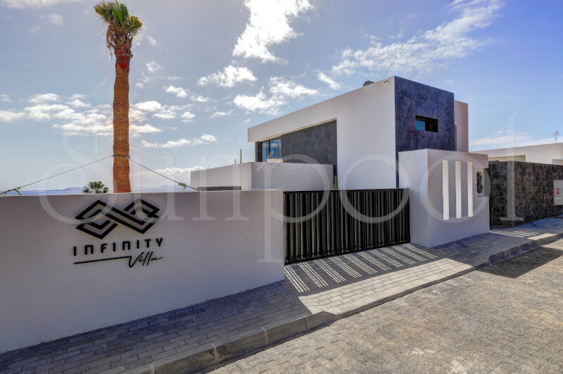Villa Infinity - lanzarote holiday villas