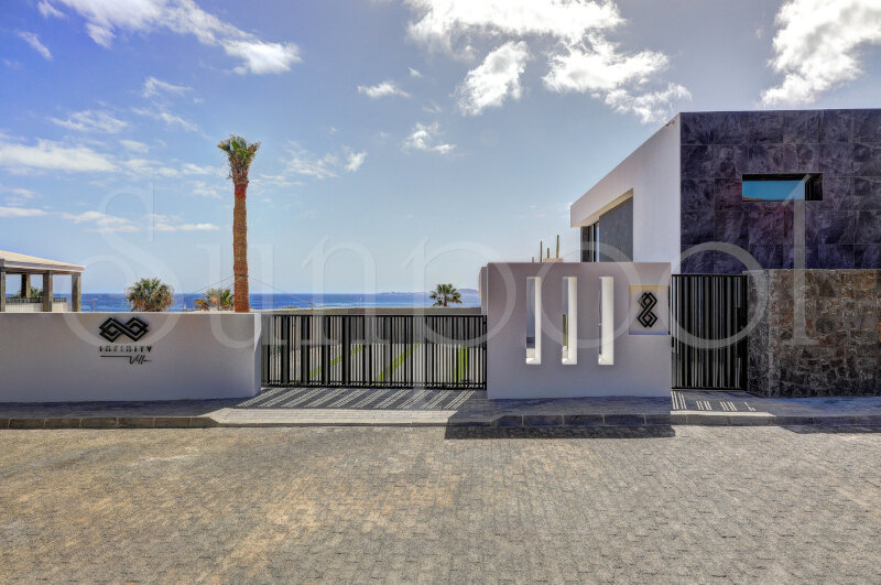Villa Infinity - villas to rent lanzarote