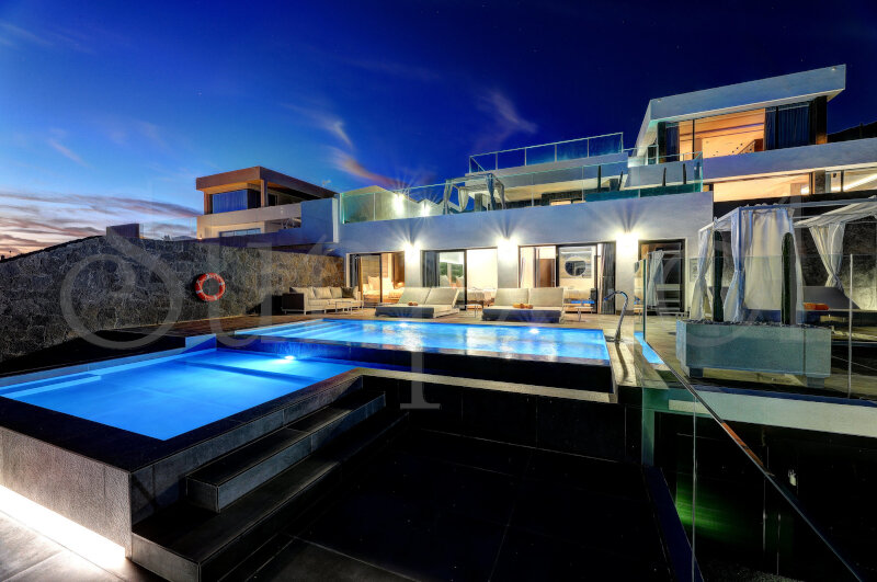 Villa Infinity - villas in lanzarote to rent