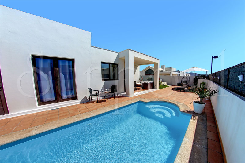 Villa Carmen - villas in lanzarote to rent