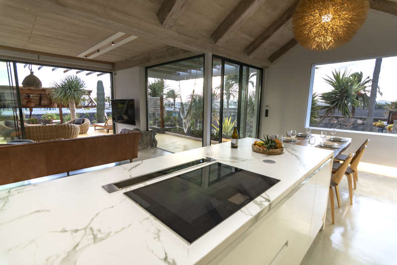 Villa Liquen - lanzarote villa holidays