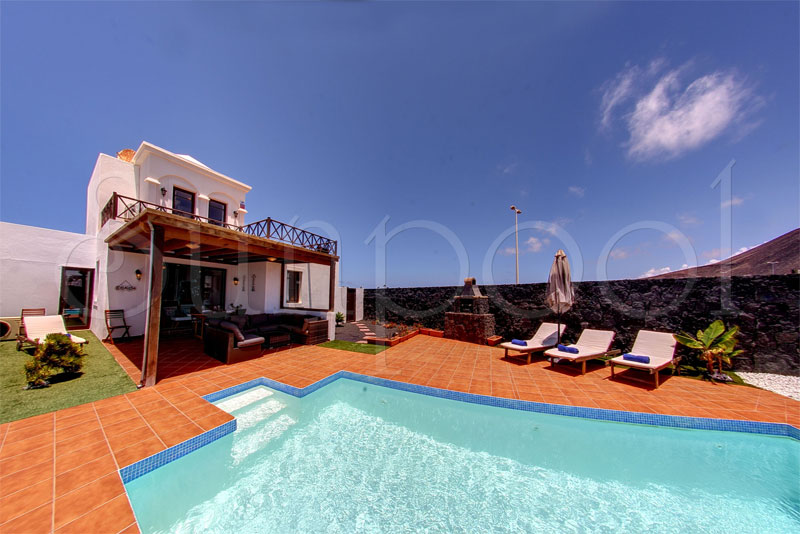 Villa Erika - villas in lanzarote to rent