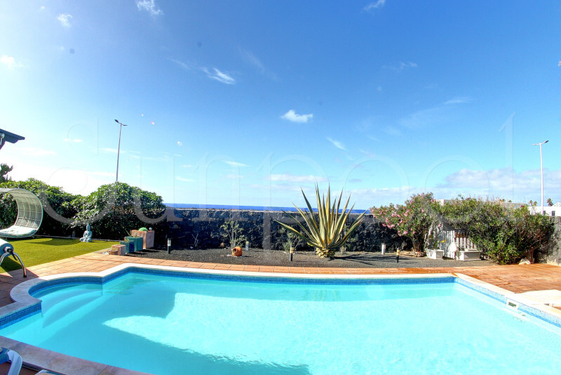 Villa Lisi - villas to rent lanzarote