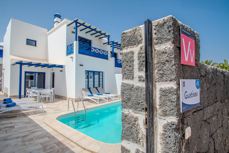 Villa Guatisea - villa to rent lanzarote